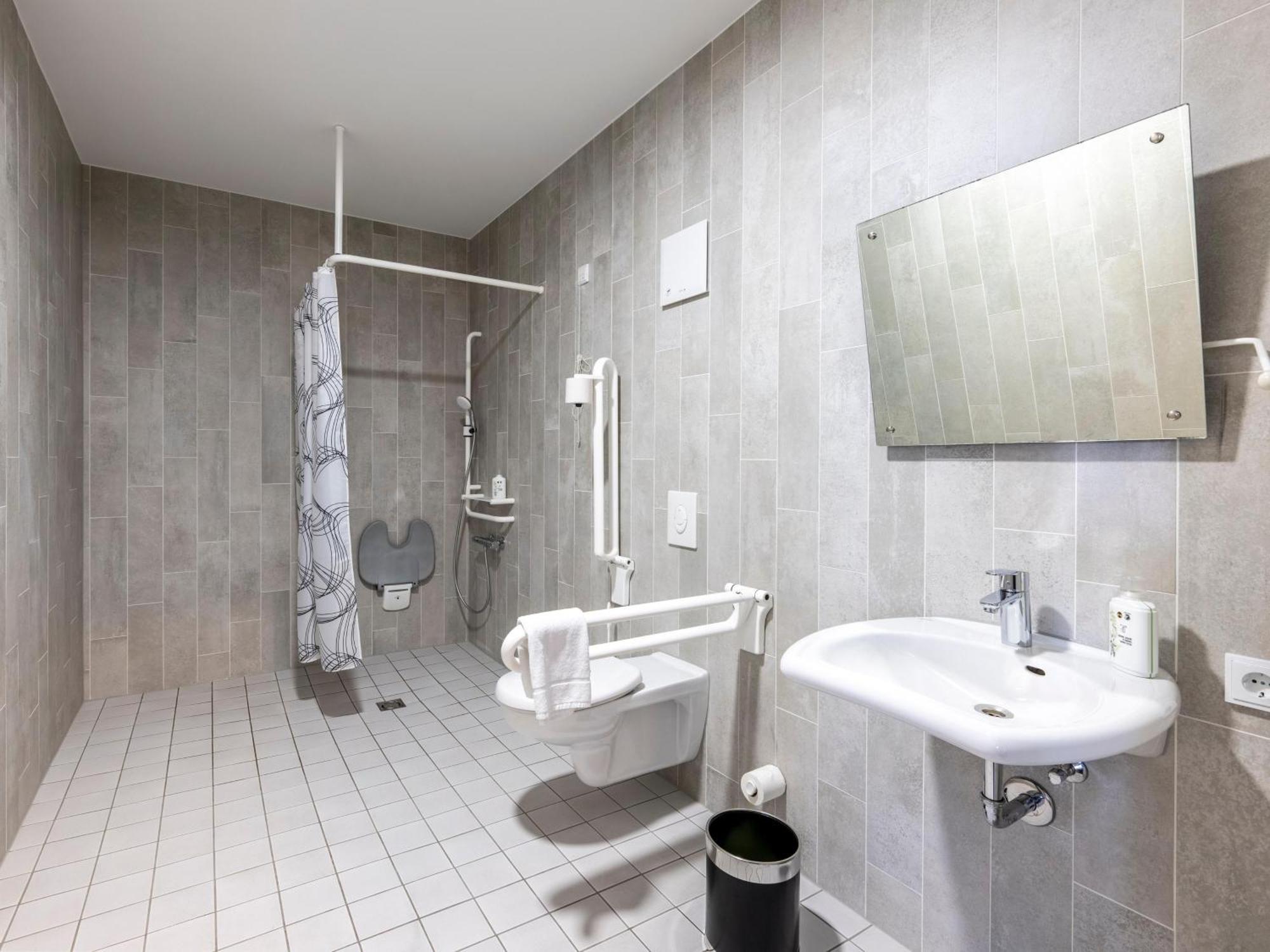 B&B Hotel Schweinfurt-City Luaran gambar